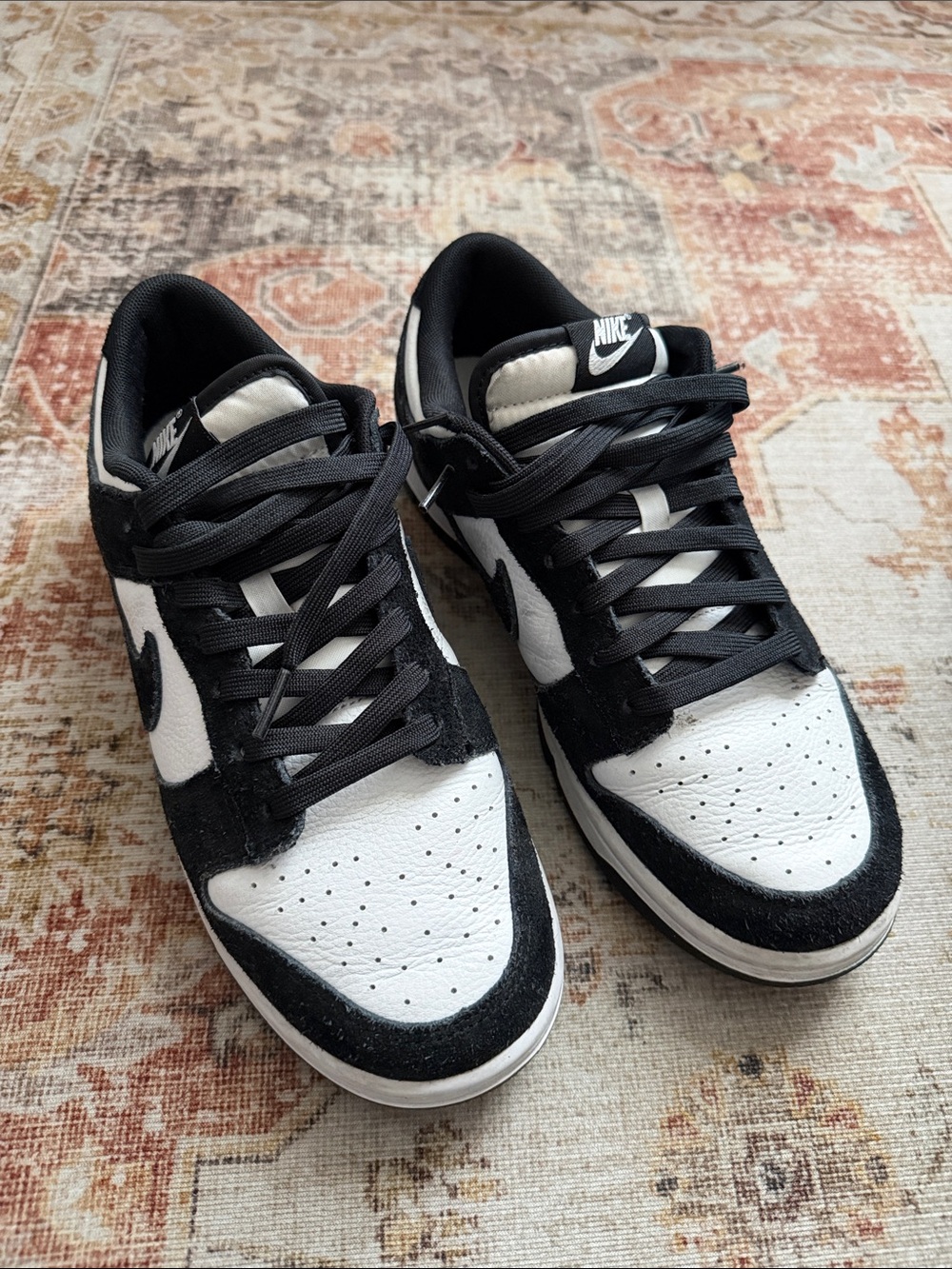 Nike Dunk ‘Suede Panda’